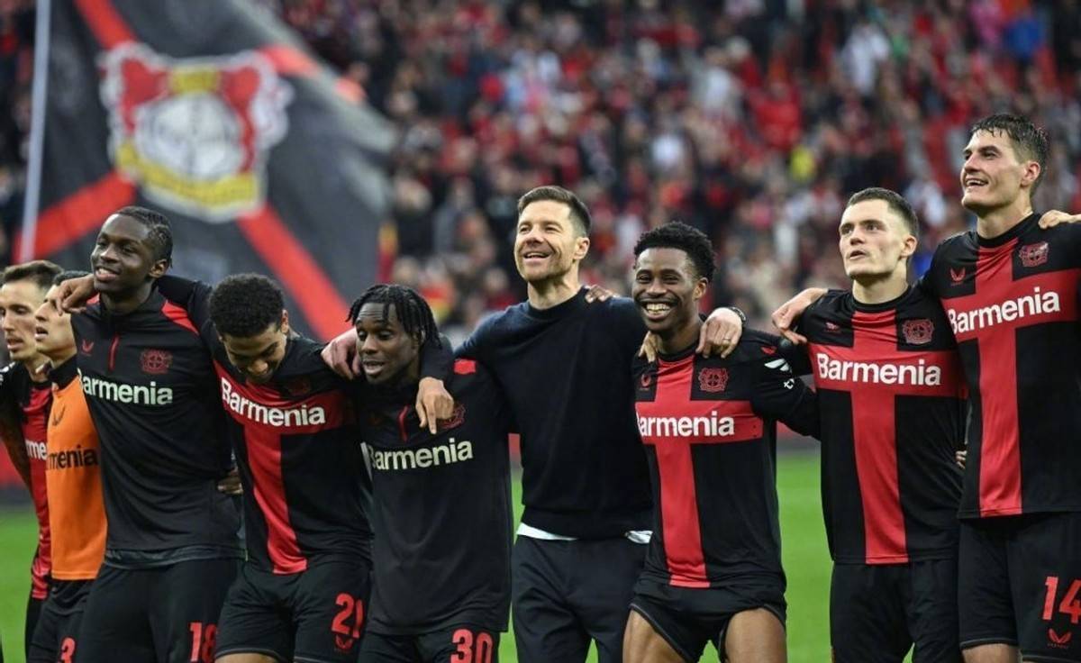 3天2亿3 核心，勒沃库森天崩重启，滕哈赫在德甲要沉沦？