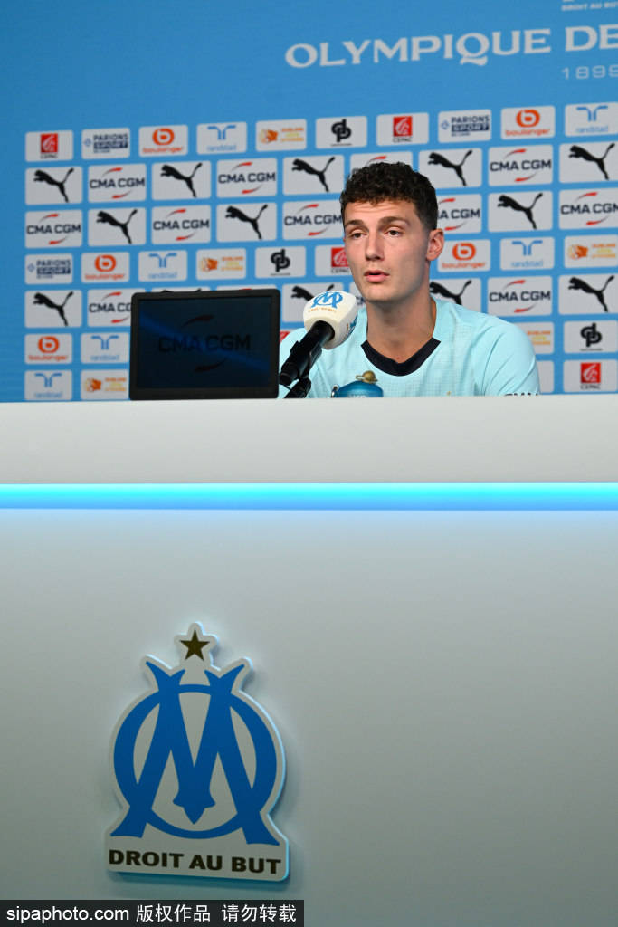 紧迫！1亿转费会难填鸿沟？德泽尔比坦言：皇马绝非普通对手