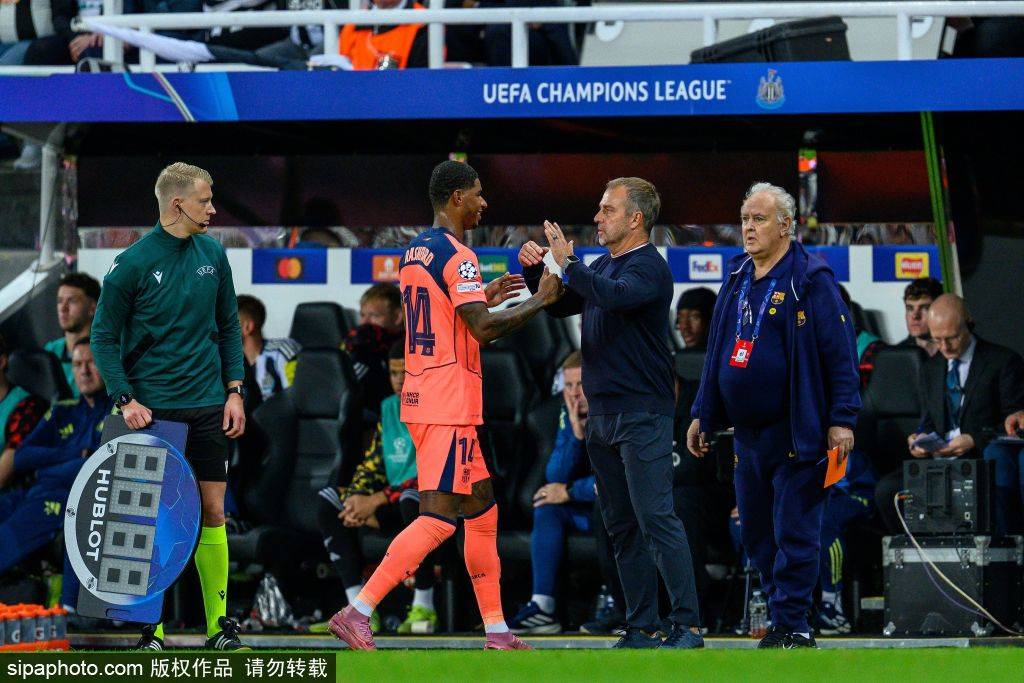 巴萨与皇家社会巅峰对决！谁能掌控西甲格局？